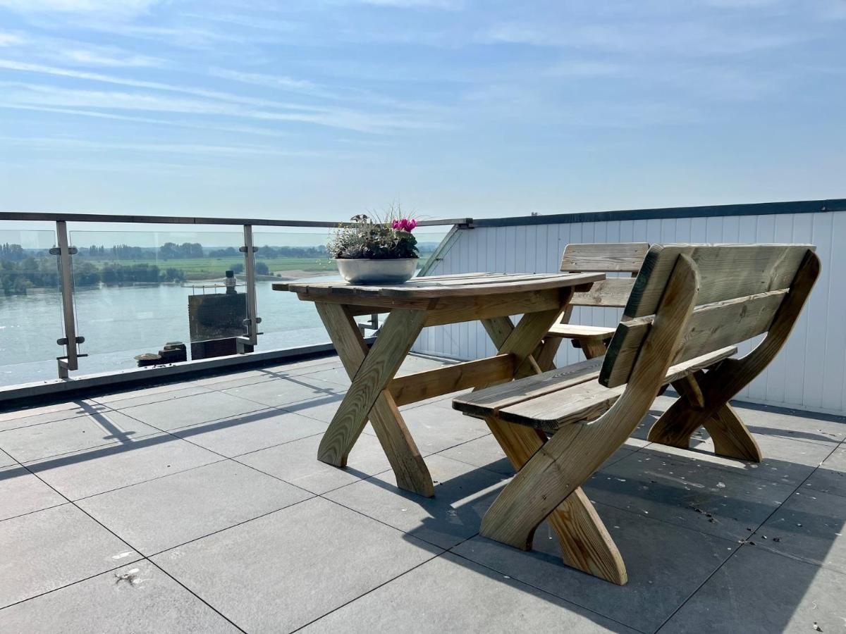 Panorama - Exklusives Apartment An Der Promenade Mit Dachterrasse & Rheinblick Emmerich Exterior foto